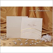 Čtvercové svatební oznámení se zlatavě chamois perleťovou kapsou vzor 0897