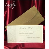 Květované krémově žluté svatební oznámení karta ze strukturovaného papíru